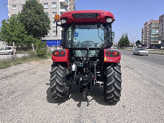Machinery / Agricultural Machines / Tractors / Case IH / JX55E