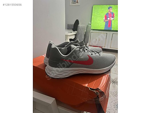 İkinci El ve Sıfır Alışveriş / Giyim & Aksesuar / Erkek / Ayakkabı / Spor