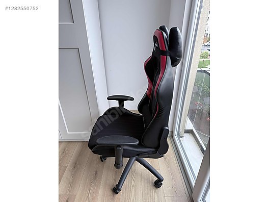 Used & Brand New Items / Gaming & Gamers Exclusive / Gaming Equipment / Gaming Chair