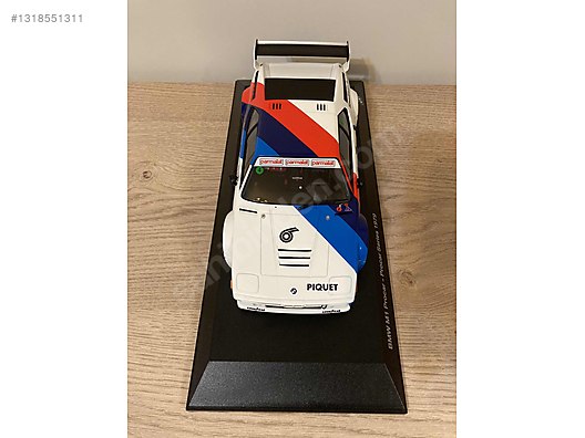 Minichamps Diecast Model 1:18 BMW Araba - 1318551311