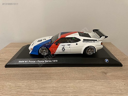 ミニカー  M1 Procar 1:18 MINICHAMPS Minichamps Diecast Model 1:18 BMW Araba - 1318551311