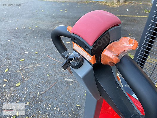 Machinery / Industrial / Carrying & Stacking Equipment / Stacking Machines