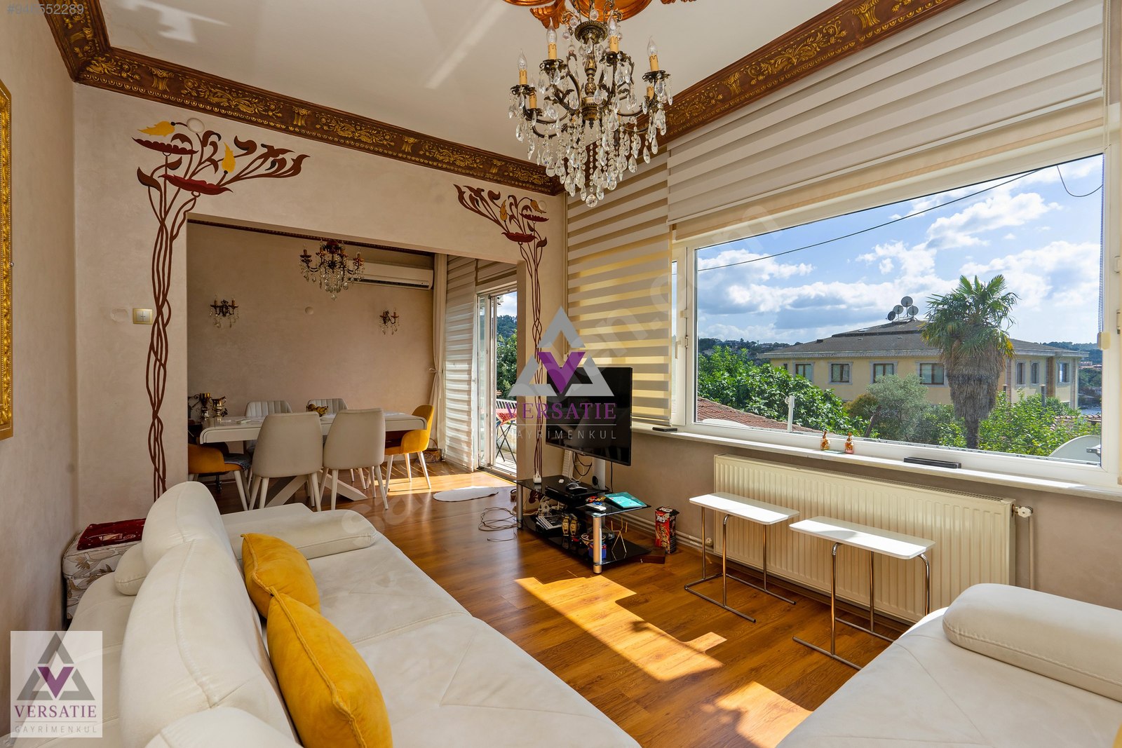 For Sale / Detached House / Çengelköy�de Satılık 1.468m2 Boğaz
