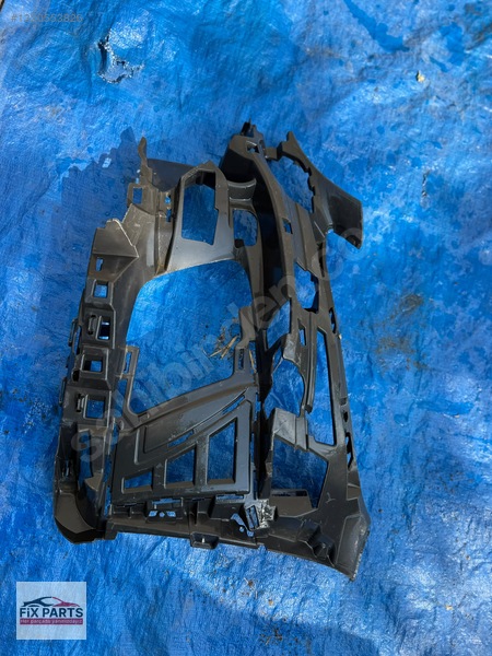 Mercedes C Tampon Braketi (Ön)