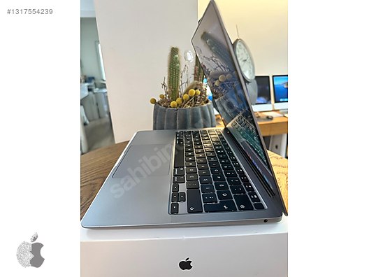 Apple Macbook / MACBOOK AİR M1 8 GB RAM 251 GB SSD SPACE GREY