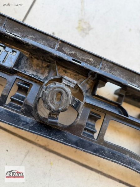 BMW X1 Tampon Braketi (Arka)