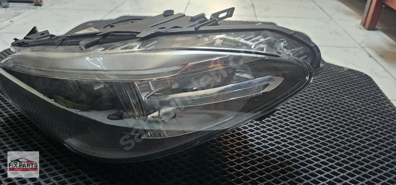BMW 5 Serisi Far Braketi