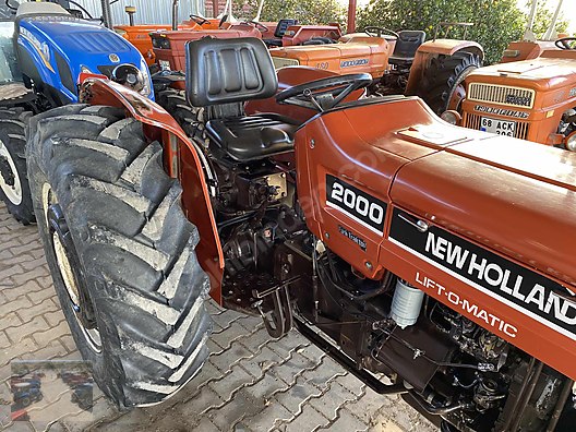 54C 2000 New Holland