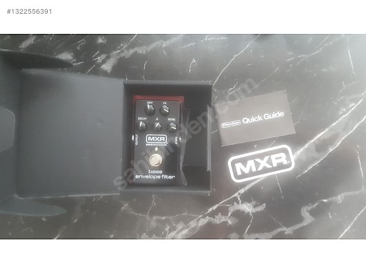 MXR M82 Bass Envelope Filter - Efekt Pedalı ve Diğer Enstrüman Yan