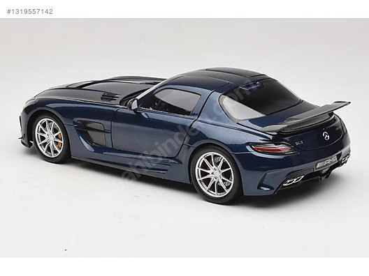 Minichamps Diecast Model 1:18 Mercedes Benz Araba - 1319557142