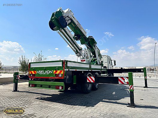 Machinery / Heavy Equipment / For Sale / Mobile Cranes