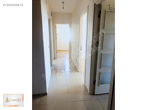 KAYAŞEHİR METRO DİBİNDE BOŞ 2+1 85 M2 DAİRE