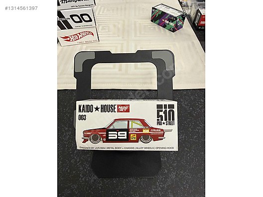 Kaido Diecast Model 1:64 Nissan Araba - 1314561397