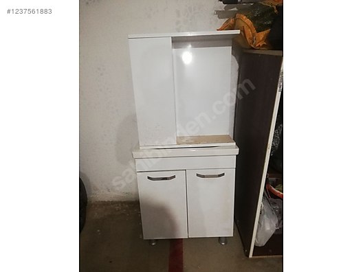 İkinci El ve Sıfır Alışveriş / Bahçe & Yapı Market / Yapı Malzemeleri / Banyo & Mutfak / Banyo Dolabı