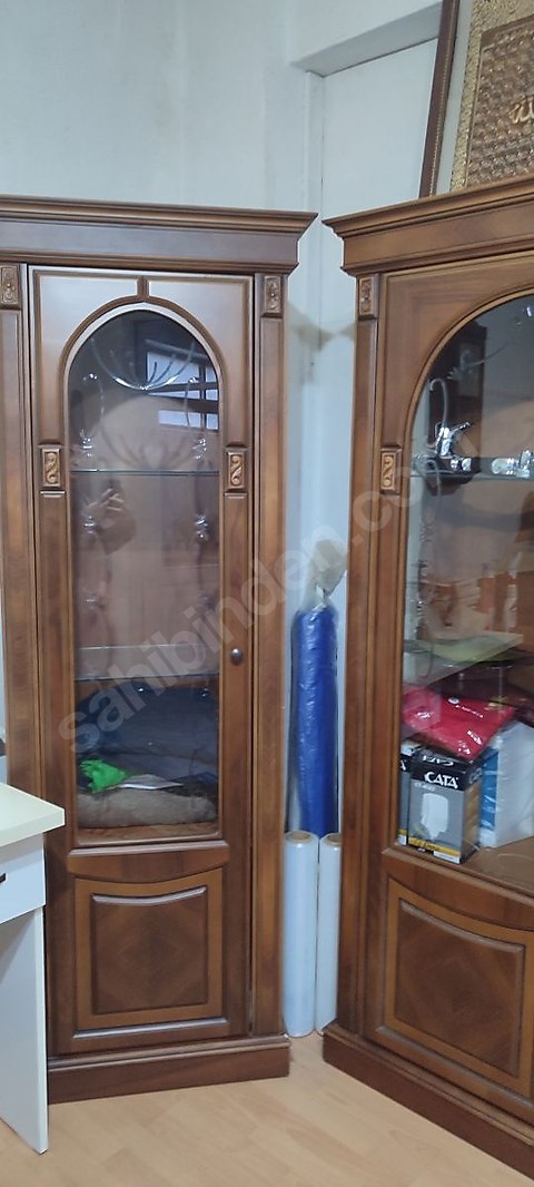 Gümüşlük Antika Büyük 1 Adet 2 Li 1 Adet Tekli Pazarlık Olur.