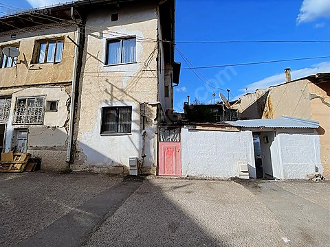 GÖKÇEBOSTAN MAH SATILIK 2 KATLI BİNA