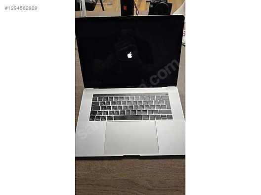 Apple Macbook / MacBook Pro 15 2017 | i7 | 16GB RAM | 1TB SSD