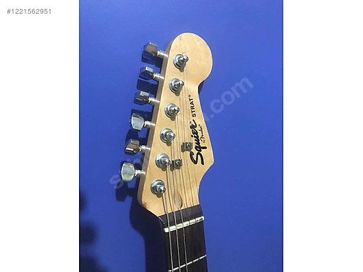 Squier Elektro Gitar