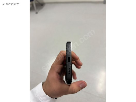 Used & Brand New Items / Cell Phones & Accessories / Cell Phones / Xiaomi / 13 Ultra