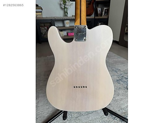 Squier Elektro Gitar