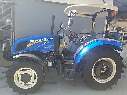Machinery / Agricultural Machines / Tractors / New Holland / T4.60S