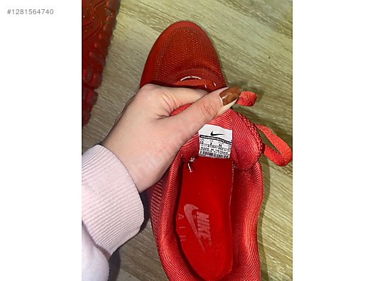 Used & Brand New Items / Sports / Athletics / Running / Shoes