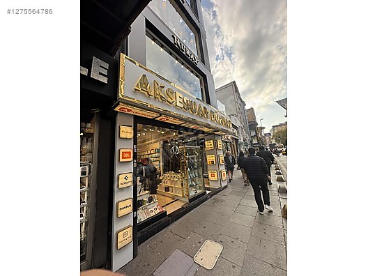 Used & Brand New Items / Cell Phones & Accessories / Cell Phones / Apple / iPhone 17 Pro Max