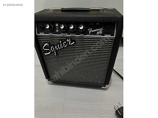 Squier Elektro Gitar