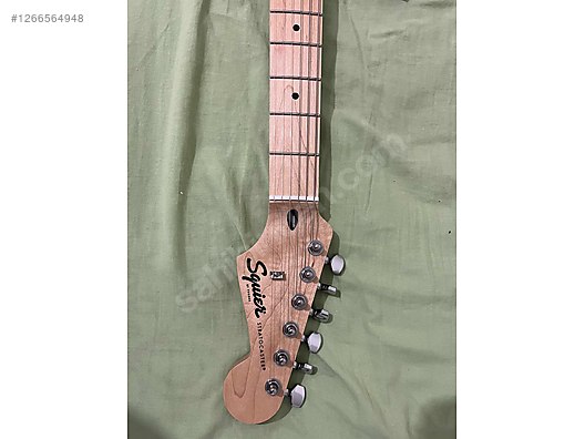 Squier Elektro Gitar