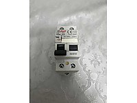 Kaçak akım rolesi sigorta