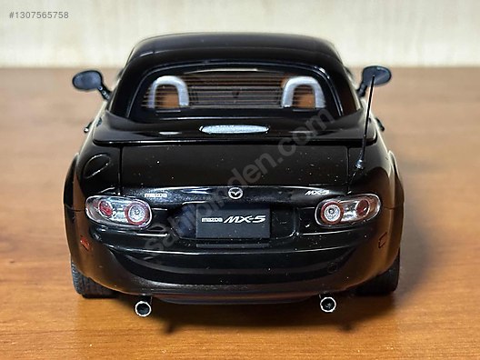 Autoart Diecast Model 1:18 Mazda Araba - 1307565758