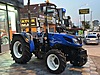 Machinery / Agricultural Machines / Tractors / New Holland / T4.110B