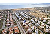 ÇANDARLIDA DENİZE YÜRÜME MESAFESİNDE BAHÇELİ VE TERASLI VİLLA