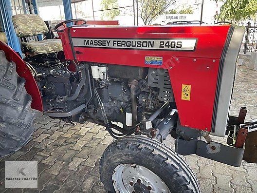 Machinery / Agricultural Machines / Tractors / Massey Ferguson / 240 S
