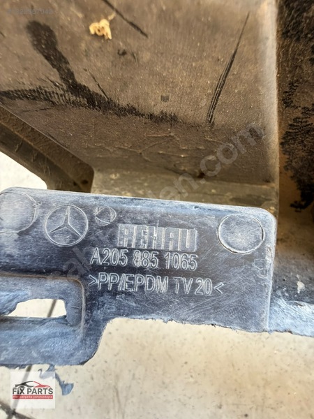 Mercedes C Tampon Tutacağı