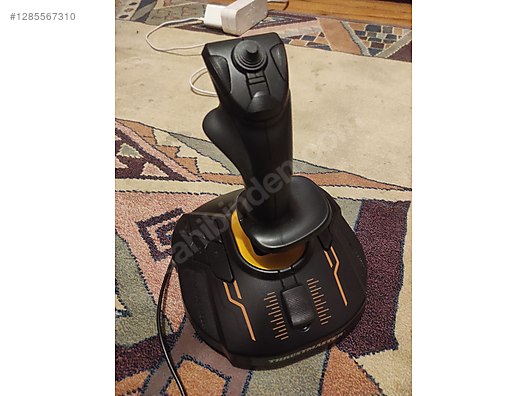 Used & Brand New Items / Gaming & Gamers Exclusive / Gaming Equipment / PC Game Racing Wheels