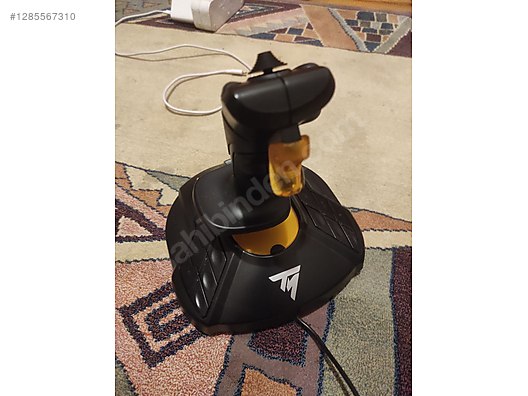 Used & Brand New Items / Gaming & Gamers Exclusive / Gaming Equipment / PC Game Racing Wheels