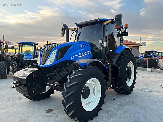 Machinery / Agricultural Machines / Tractors / New Holland / TR6.135S