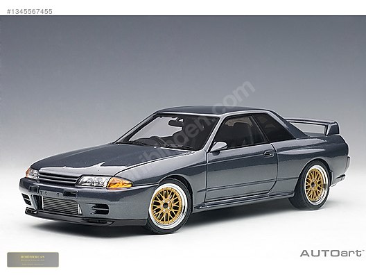 Autoart Diecast Model 1:18 Nissan Araba - 1345567455