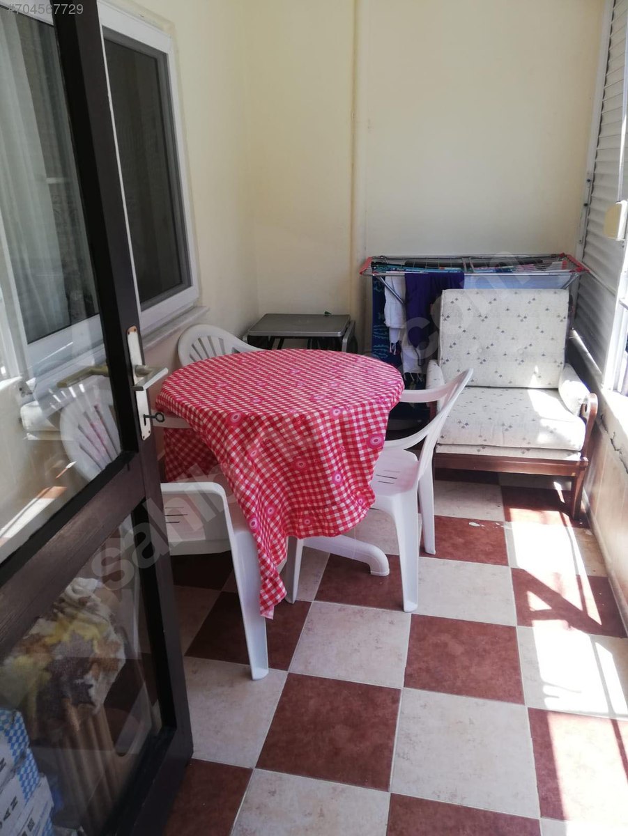 ÇEŞME PAŞALİMANI KİRALIK YAZLIK DAİRE (1+1) DENİZE SIFIR Kiralık