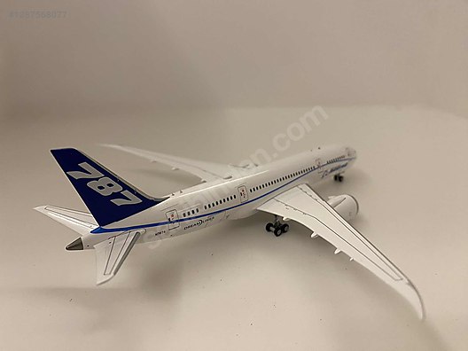 BOEING 787-7 Dreamliner House Colour Diecast Model Uçak on
