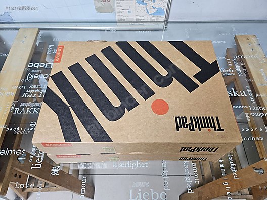Lenovo / ThinkPad P16 Gen2 i7-14700HX 32gb DDR5 1TB RTX 4090 16gb