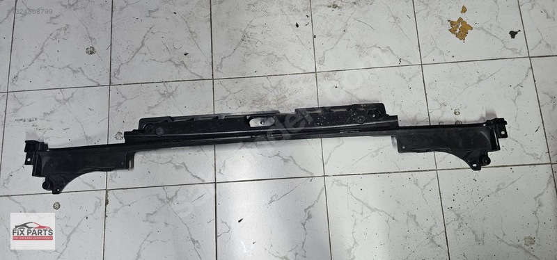 Land Rover Range Rover Tampon Braketi (Arka)