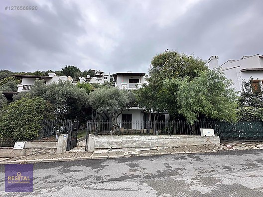 MUDANYA UZUNYALI ÜÇMÜHENDİSLER'DE DENİZE NAZIR SATILIK 4+2 VİLLA