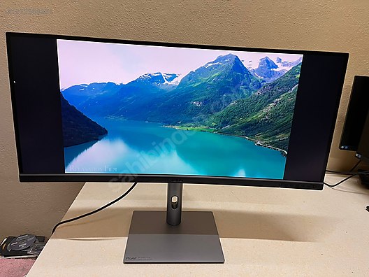 Used & Brand New Items / Computers / Monitors / LED & LCD Monitör