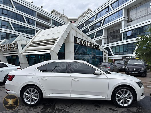 OTOFENİX SKODA SUPERB 1.4 TSI PRESTIGE OTOMATİK HATASIZ 58.495KM