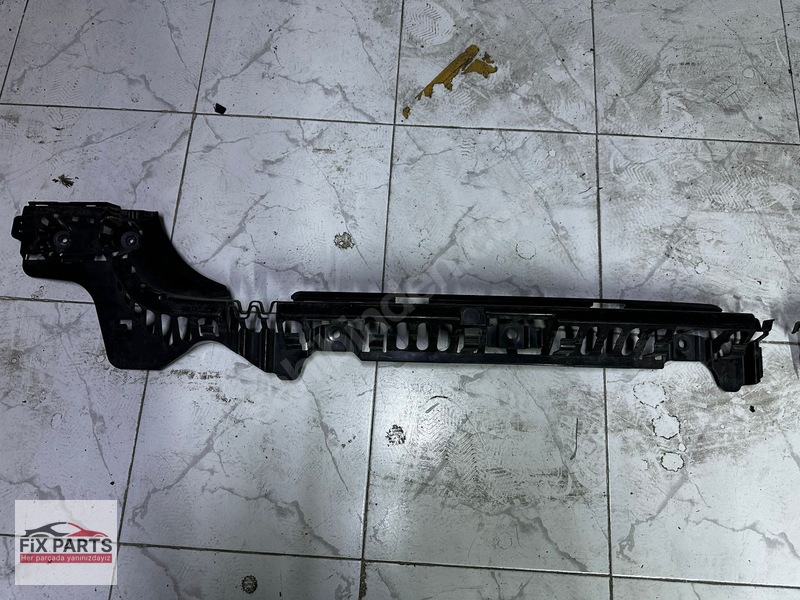 BMW 3 Serisi Tampon Tutacağı