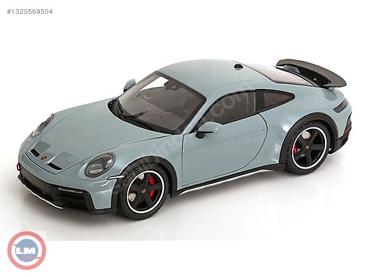Minichamps Diecast Model 1:18 Porsche Araba - 1320569504