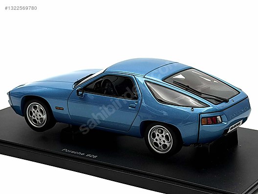 オートアート製ポルシェ 928 ミニカー 1/18 青 Autoart Diecast Model 1:18 Porsche Araba - 1322569780