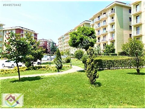 Sancaktepe Sarı Evler Sitesinde Satılık 3+2 Dubleks Daire. Satılık